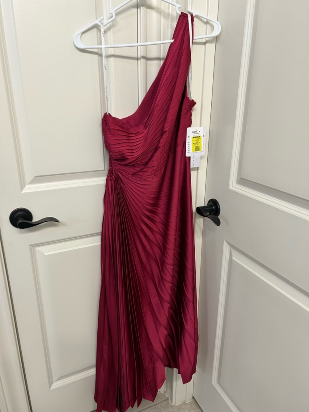 Nicole Miller One-Shoulder Pleated Pink Dress